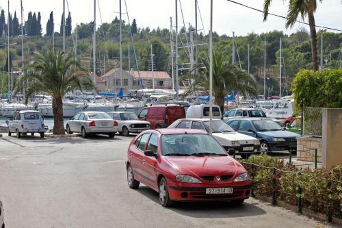 Apartments By The Sea Milna, Brac - 5677