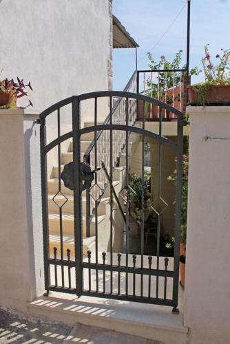 Apartments By The Sea Milna, Brac - 5677