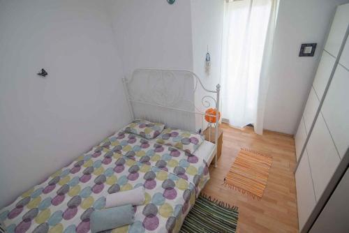 Apartment In Mali Losinj 35946