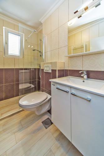 Hostal Apartment Residence Narona