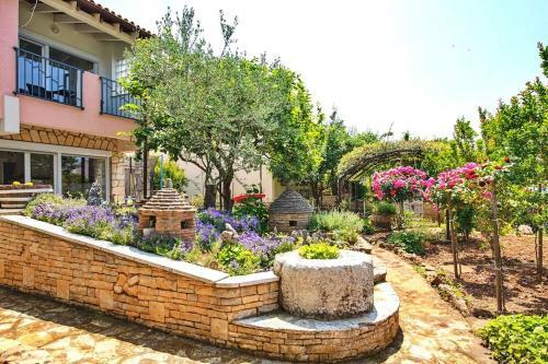 Villa Flora Relax House, Free Parking