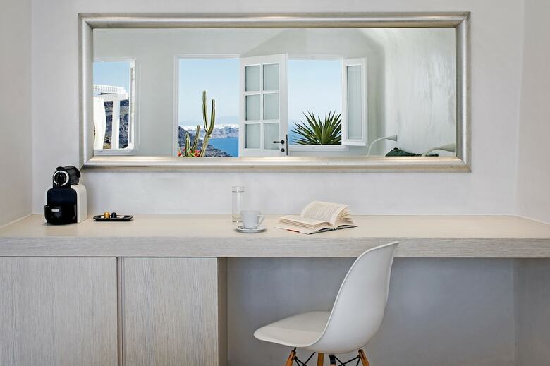 Apartamentos Porto Fira Suites