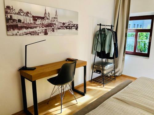 Helles 2 Raum Apartment Mit Eigener Terrasse Dresden Altstadt