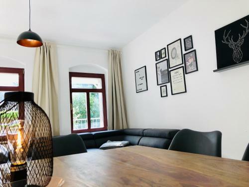 Helles 2 Raum Apartment Mit Eigener Terrasse Dresden Altstadt