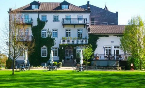 Apartamento Ferienwohnungen Schlo� Neuhof