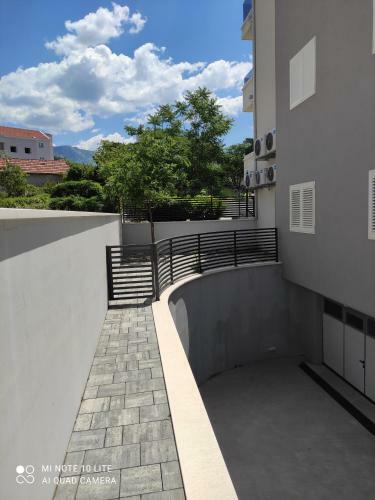 Hostal Apartments Villa Hadria