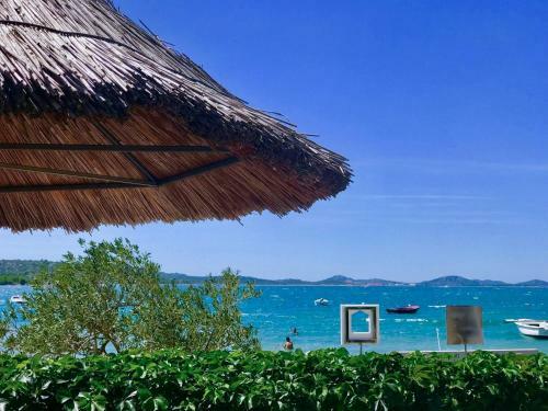 Apartmani Mei? Pirovac