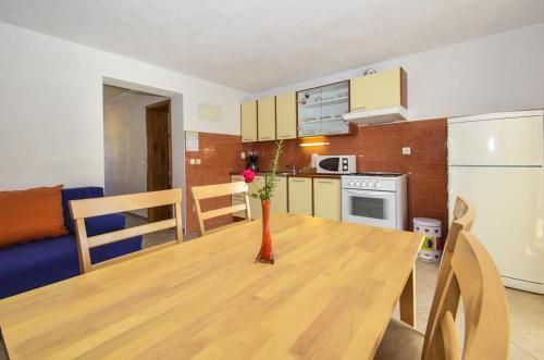 Apartments With A Parking Space Drage, Biograd - 17392