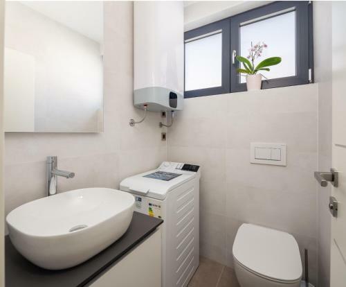 Luxury Apartment Sea