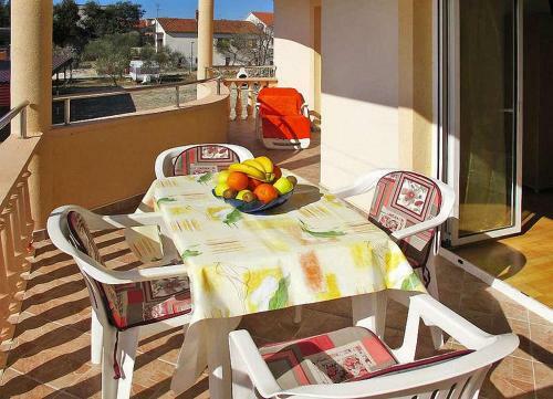 Nives Apartmani