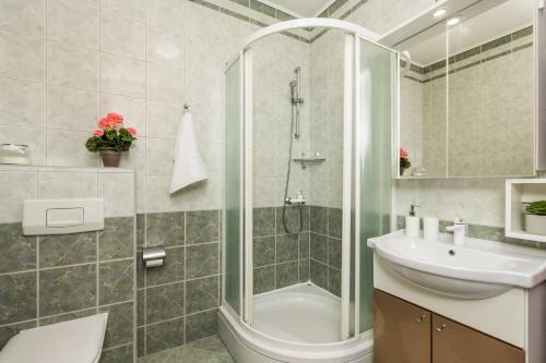 Apartment All For You - With A Swimming Pool