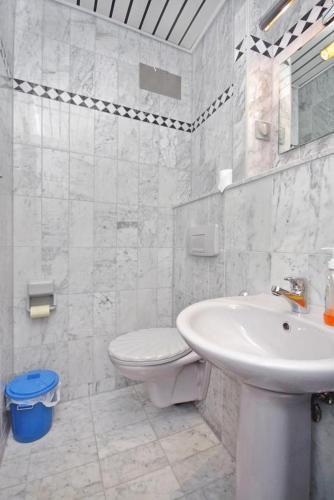 Apartments By The Sea Duce, Omis - 5973