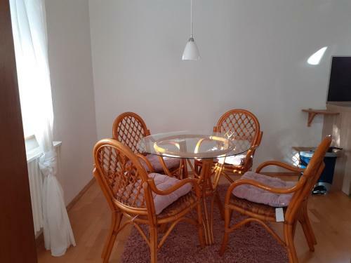 Apartamento Sch�ne Ferienwohnung Zum Erholen Oder F�r Pendler