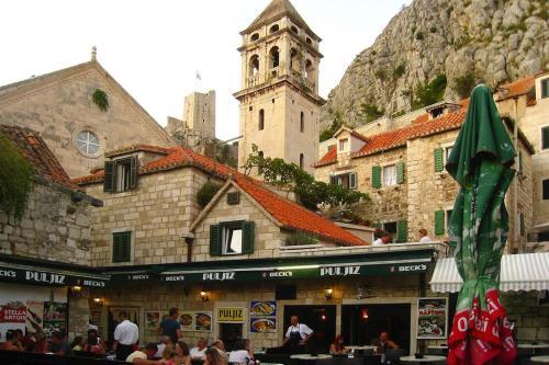 Fortune Apartments On Omis Riviera, Omis