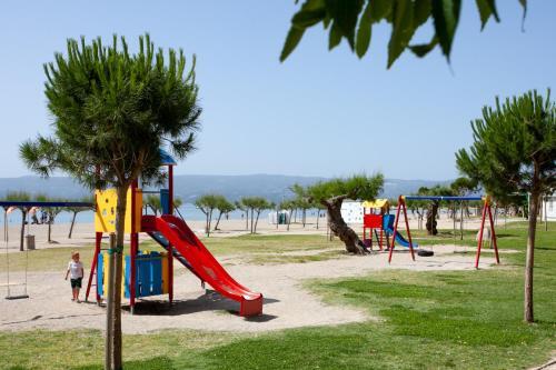 Ap Punta Next To Sandy Beach, Apartment With Garden