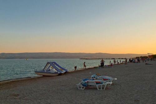 Sara Apartment Punta Omis Near Sandy Beach