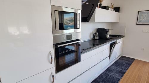 Apartamento Modern Sea View Penthouse - On The Beach