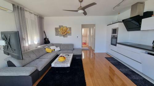 Apartamento Modern Sea View Penthouse - On The Beach