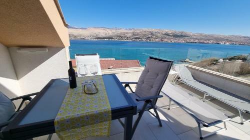 Apartamento Modern Sea View Penthouse - On The Beach
