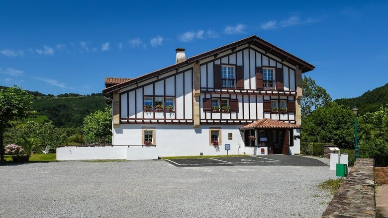 Hotel Les Jardins De Bakea