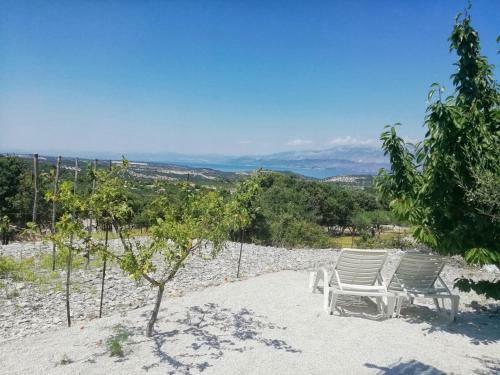 Secluded House With A Parking Space Praznica, Brac - 18347