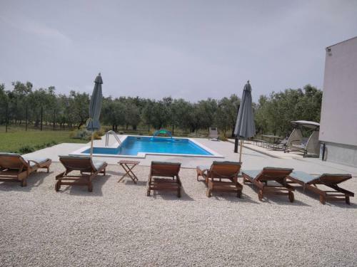 Villa Viola - In An Olive Grove With Sea View