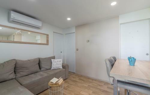 Beach House Ive With Sea View In Olive Grove
