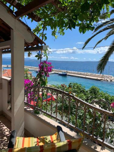 Apartamento Bouganville Seafront Studio