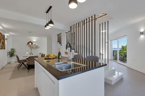 Luxury Apartments Diamond