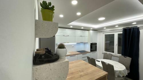Luxury Apartman Bili