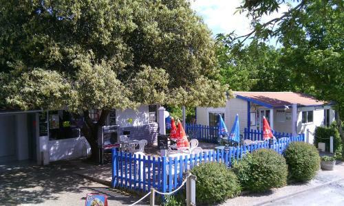 Camping Au Petit Port De L'houmeau