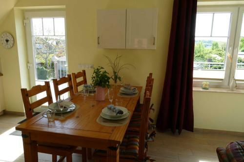 Apartamento Haus Am Deich Feriendomizil Mit Balkon