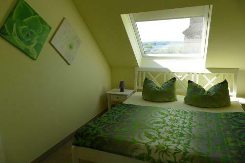Apartamento Haus Am Deich Feriendomizil Mit Balkon