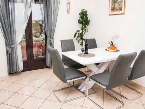 Apartment Fanita