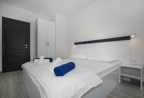 Hostal Apartments Blueview