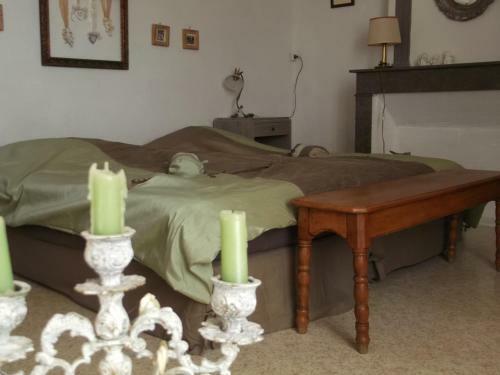 C�t� Cour, C�t� Jardin