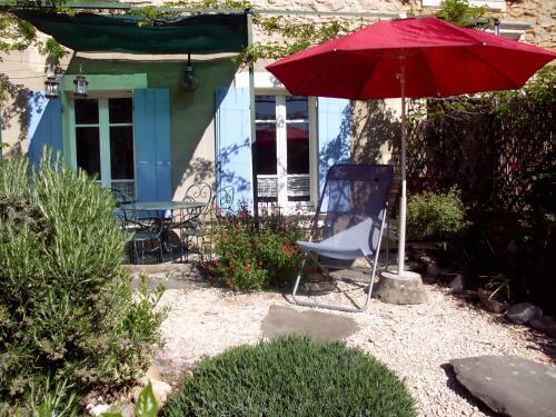 C�t� Cour, C�t� Jardin