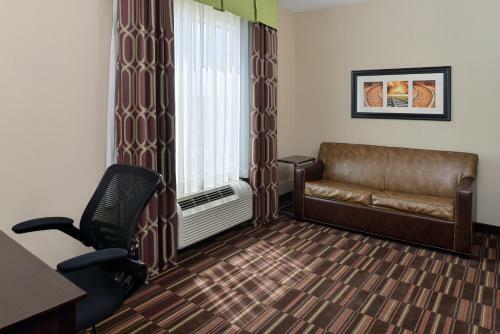 Hotel Holiday Inn Express Alva
