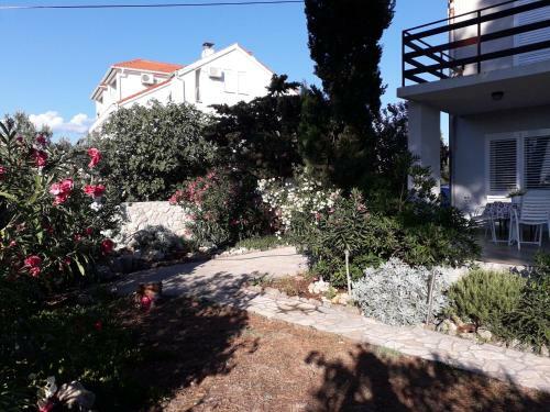 Holiday Home Novalja