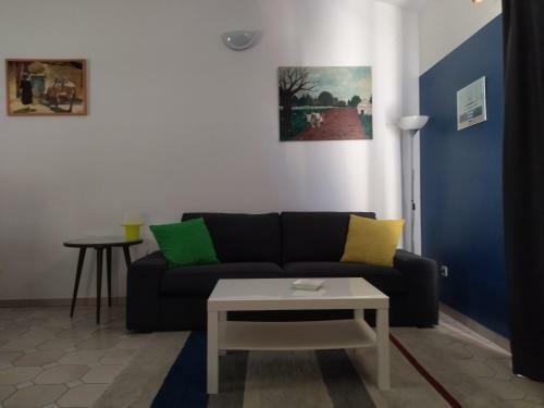 Ervin Cosy 2 Bedrooms Apartment 4 Pax