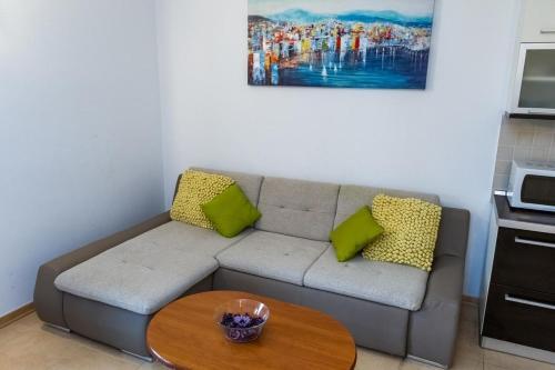 Apartments With A Parking Space Novalja, Pag - 17110