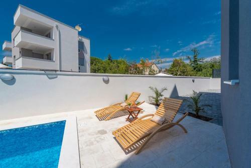 Apartamento Villa Star 4 A Centrally Located Ap. With A Pool