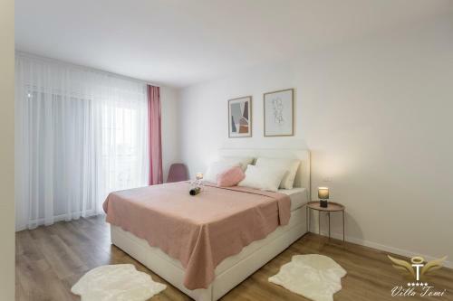 Brand New And Unique Villa Tomi