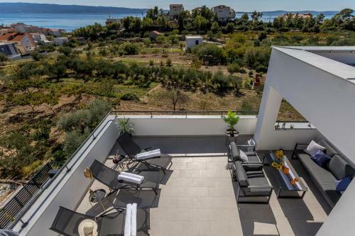 Brand New And Unique Villa Tomi