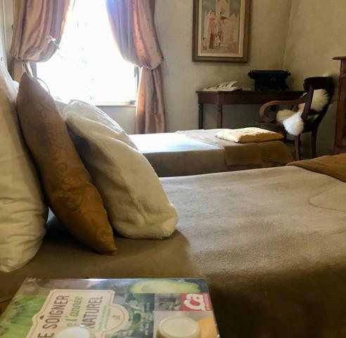 Hostal C�t�-serein - Les Chambres Du Clos-malo