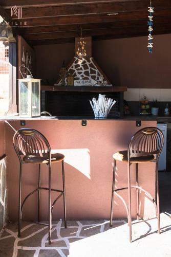 Roadhouse, Nilie Hospitality Mgmt