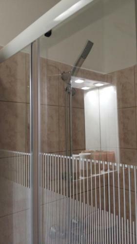 Heni Apartman