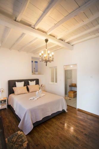 Rodia House
