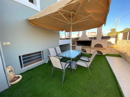 Sunny Villa By The Beach Gournes