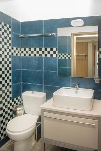 Hostal 3d Iliadis Suites